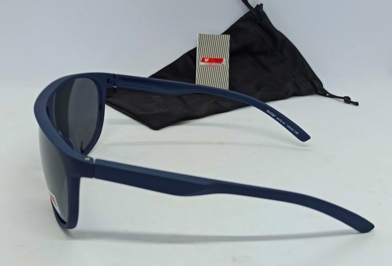 Matrix MX 027 очки мужские солнцезащитные в синей матовой оправе поляр
