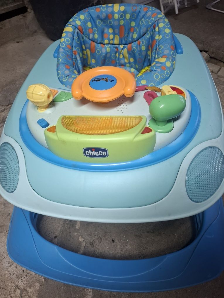 Voador de bebé da chicco