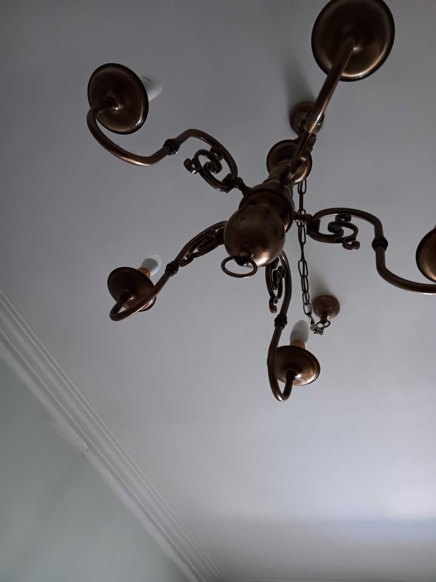 Lustre de sala estilo holandês
