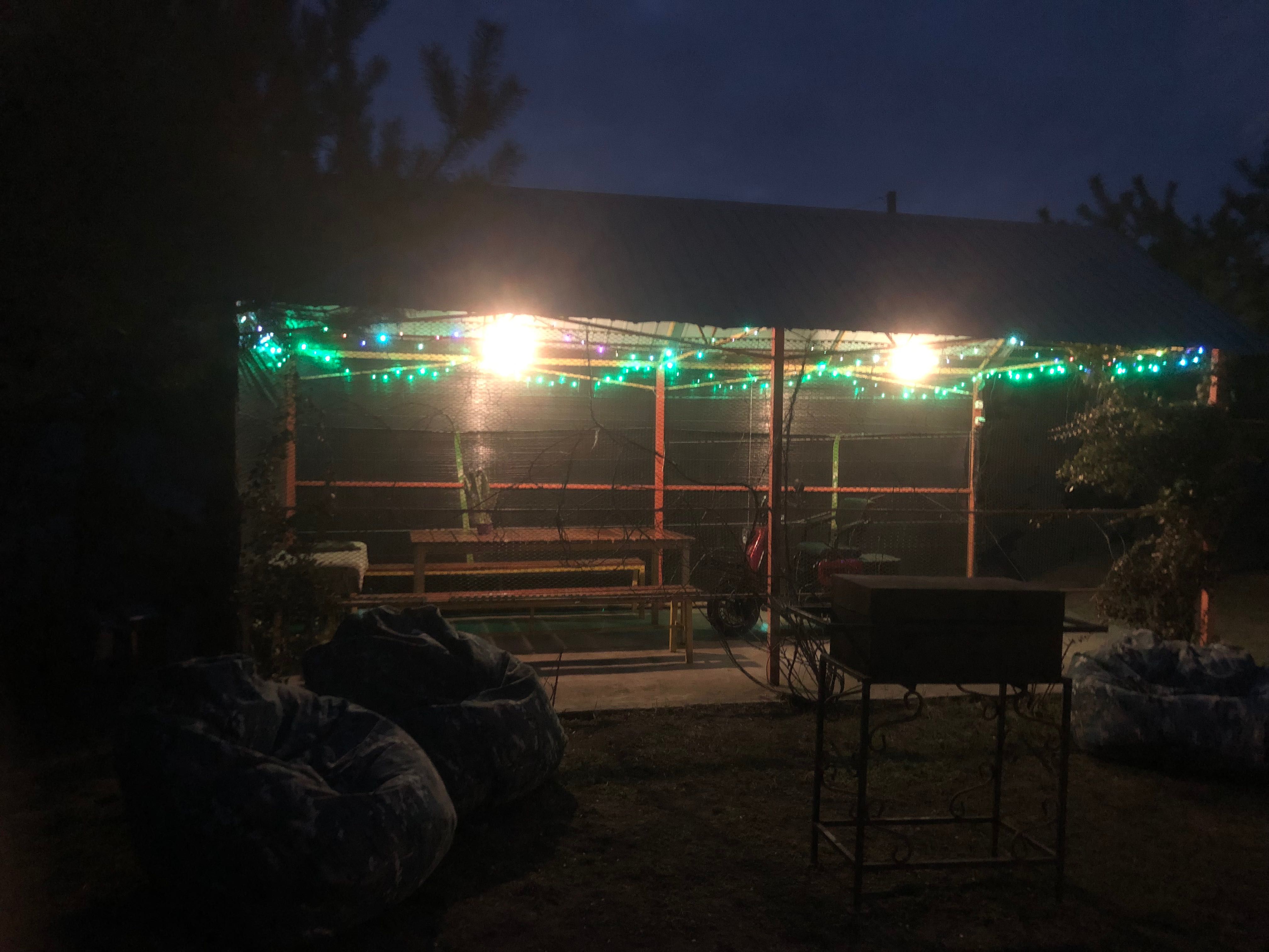 Оренда альтанки у с. Єлизаветівка (біля,,Блакитного озераʼʼ)