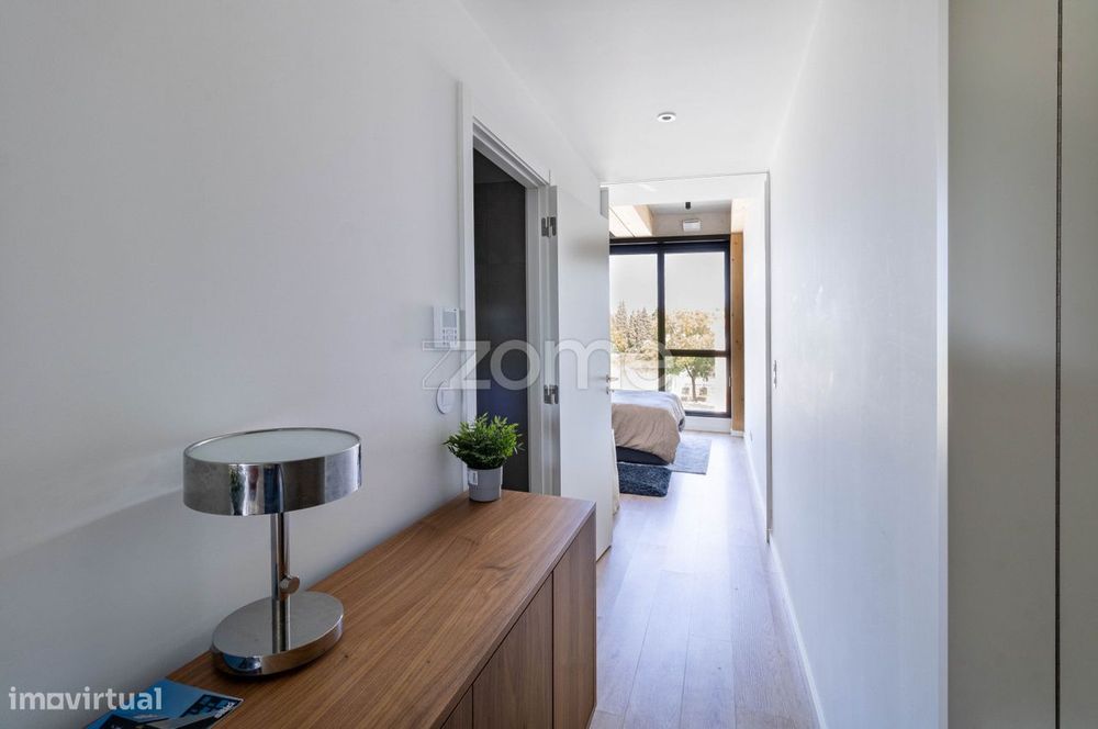 Apartamento T0+2 - Universidade do Minho - Guimarães - Ed. The First