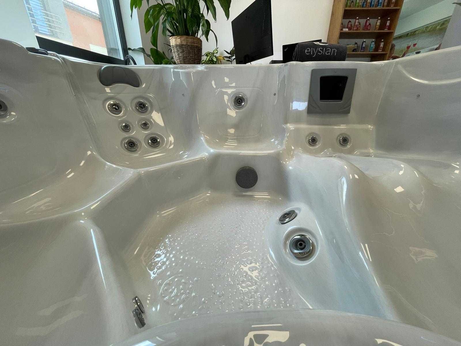 Jacuzzi wanna spa holenderskiego producenta Fun For 6