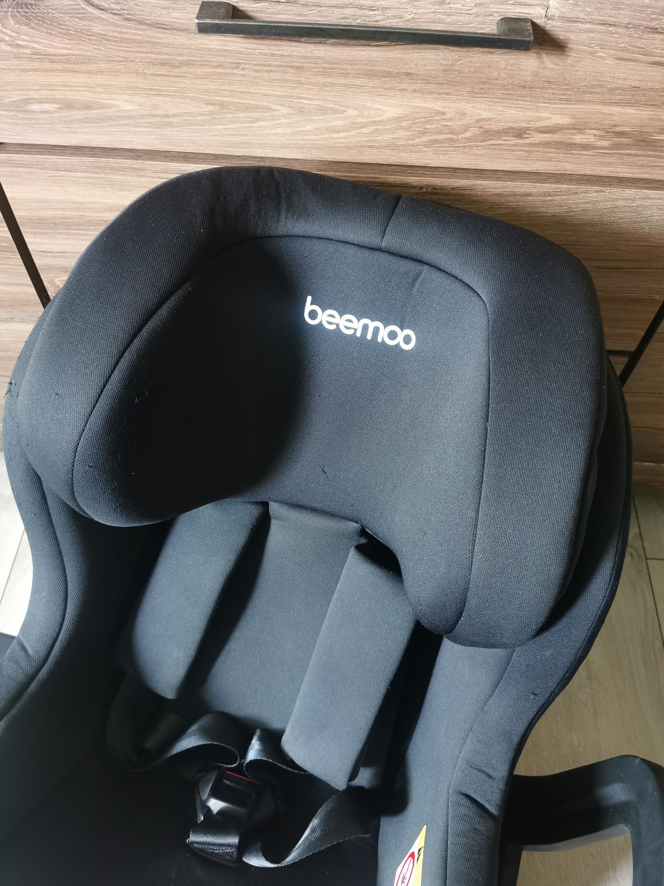 Fotelik samochodowy Beemoo 0-18kg do 105cm + baza isofix obrotowa