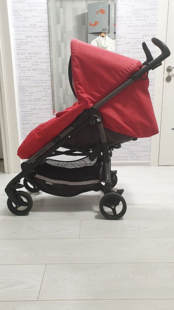 Прогулянкова коляска Peg Perego