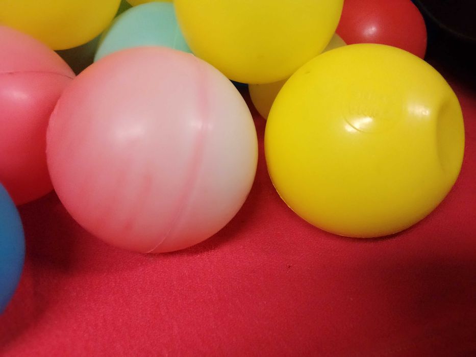 Bolas plásticas criança piscina