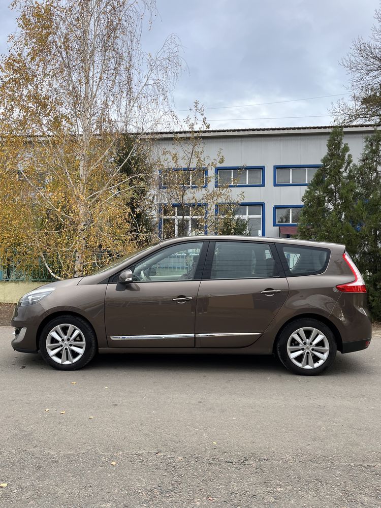 Renault Grand Scenic 2012р 104тис.км