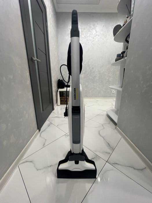 Моющий пылесос Karcher FC5