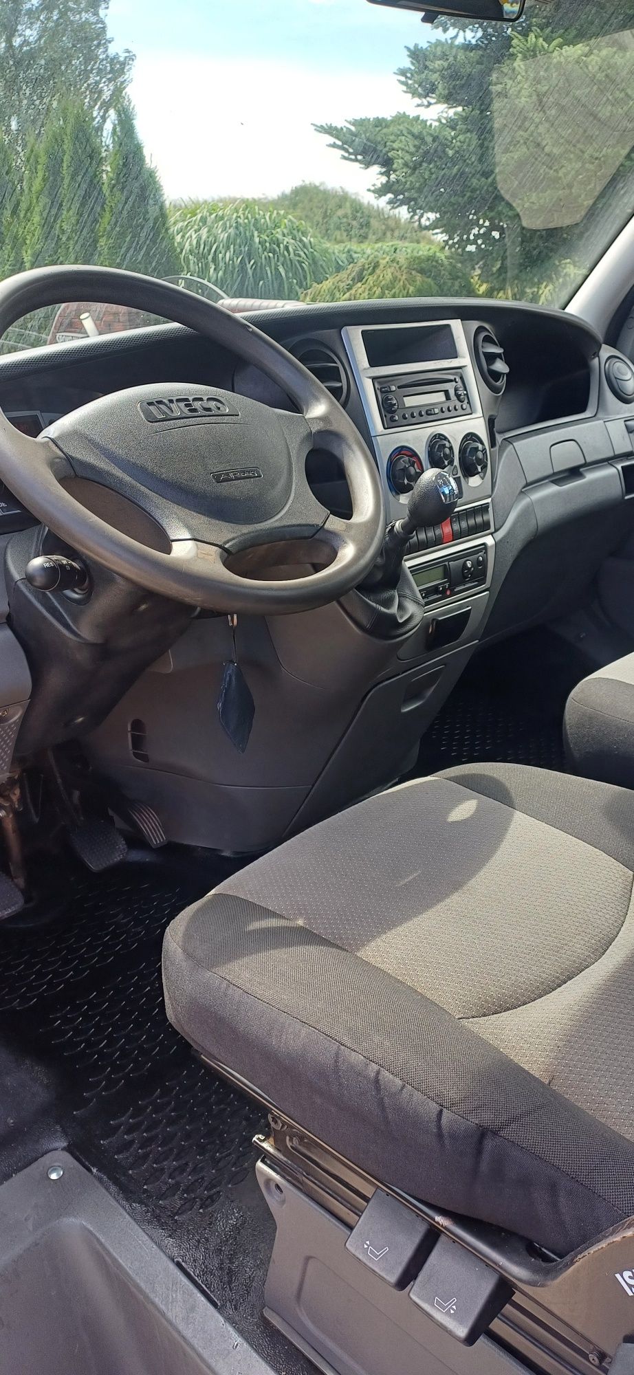 Iveco Daily 35c17 - 2010r. 170KM skrzyniowy