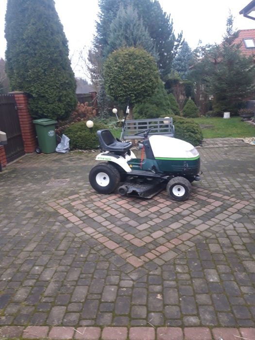 Traktorek kosiarka Bolens STG125