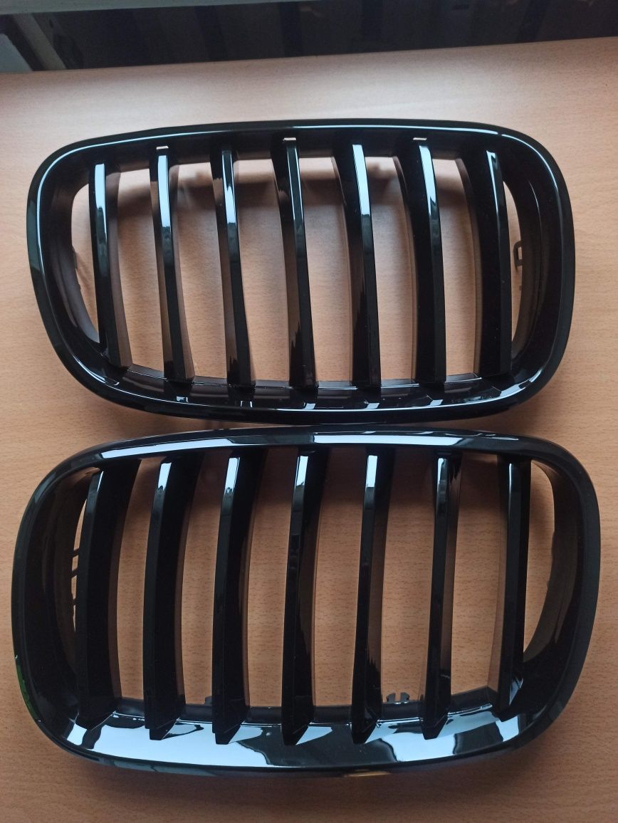 Nowe nerki BMW X5 E70 X6 E71 czarny połysk grill atrapa