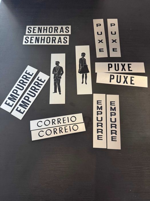 Sinalética Vintage em aluminio