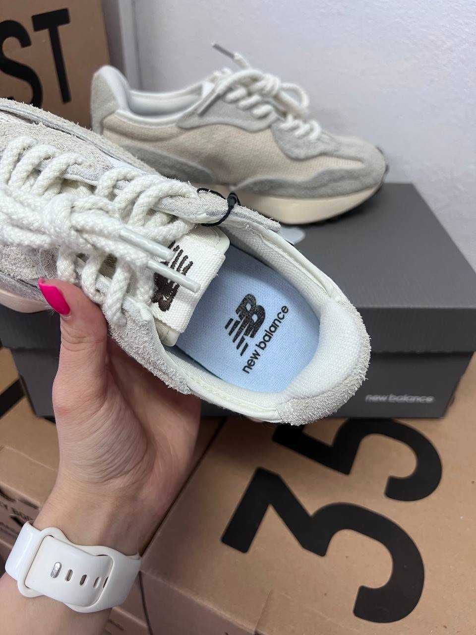 Кроссовки New Balance 327 beige laces / Нью беленс 327 бежевые 38 39