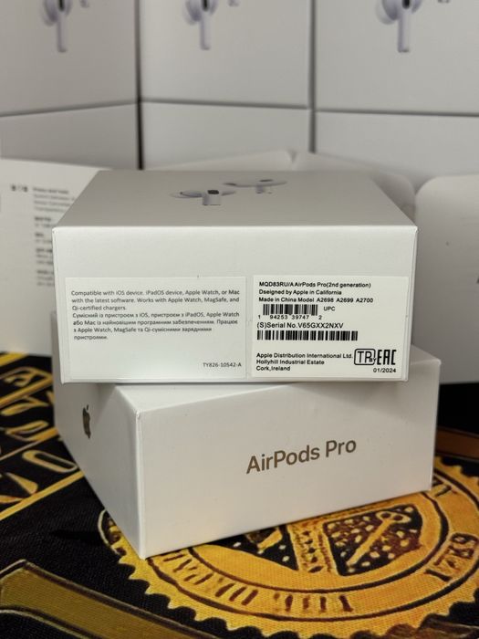 Навушники Apple Airpods Pro 2 з активним шумозаглушенням