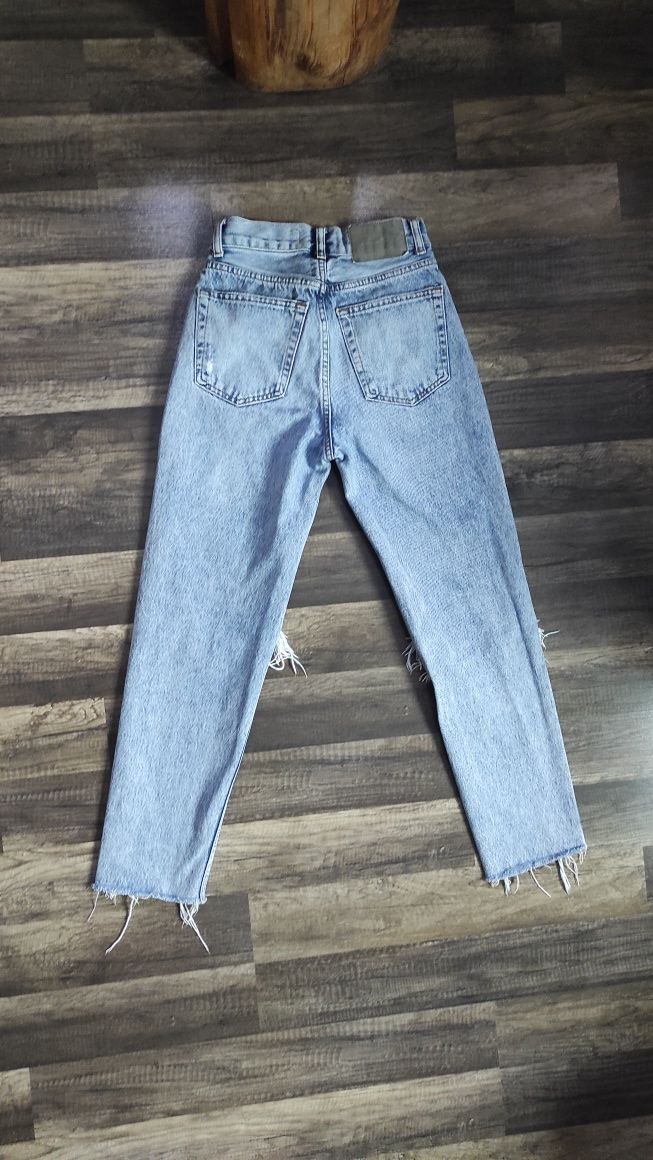 Pull & Bear spodnie jeansowe jeansy