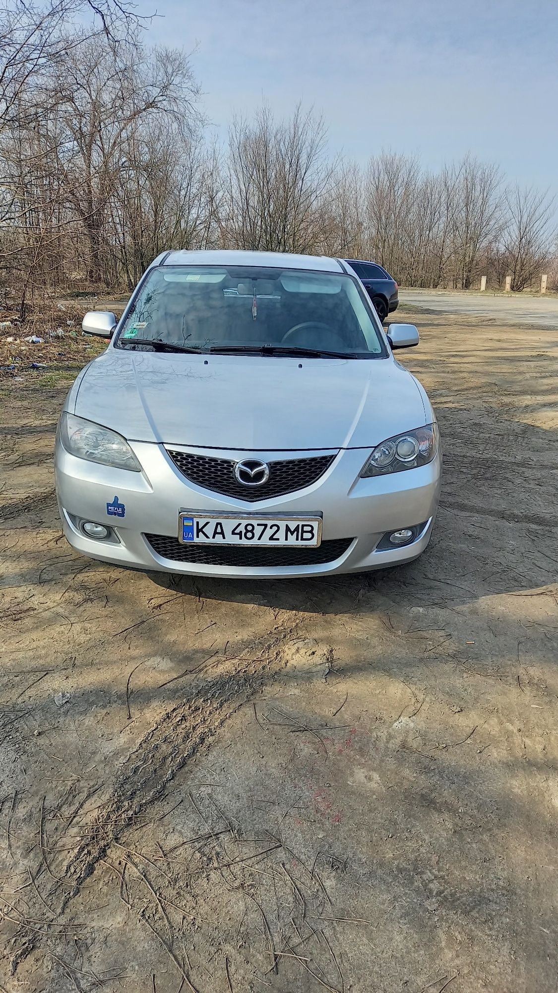 Продам мазду 3 2004