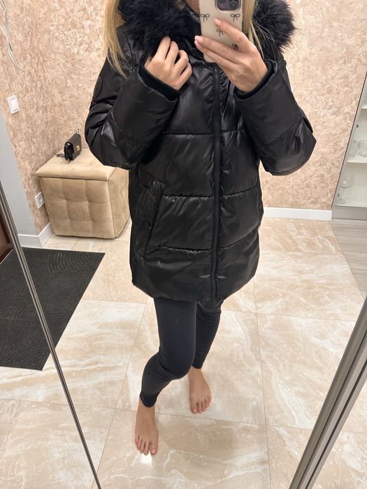 Зимовий пуховик  DKNY