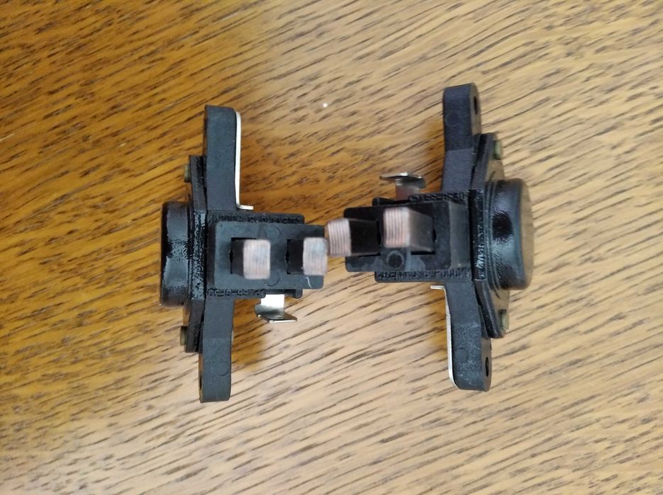 Регулятор напруги К1216ЕН1  2110-2115