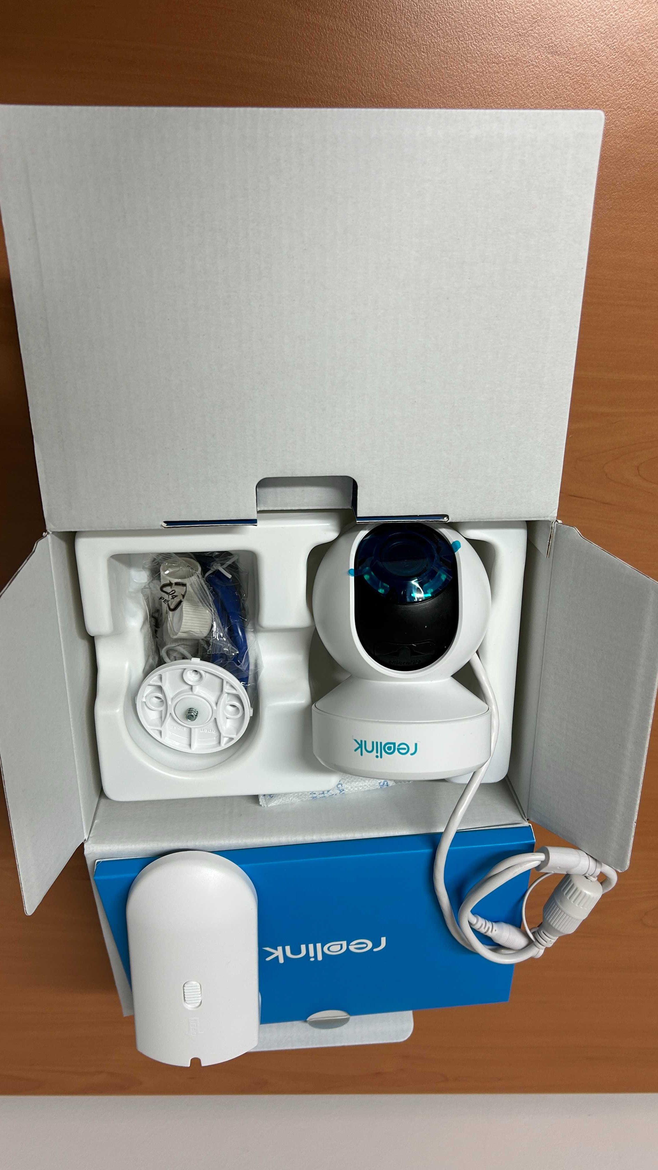 Câmara Reolink E1 Outdoor PoE