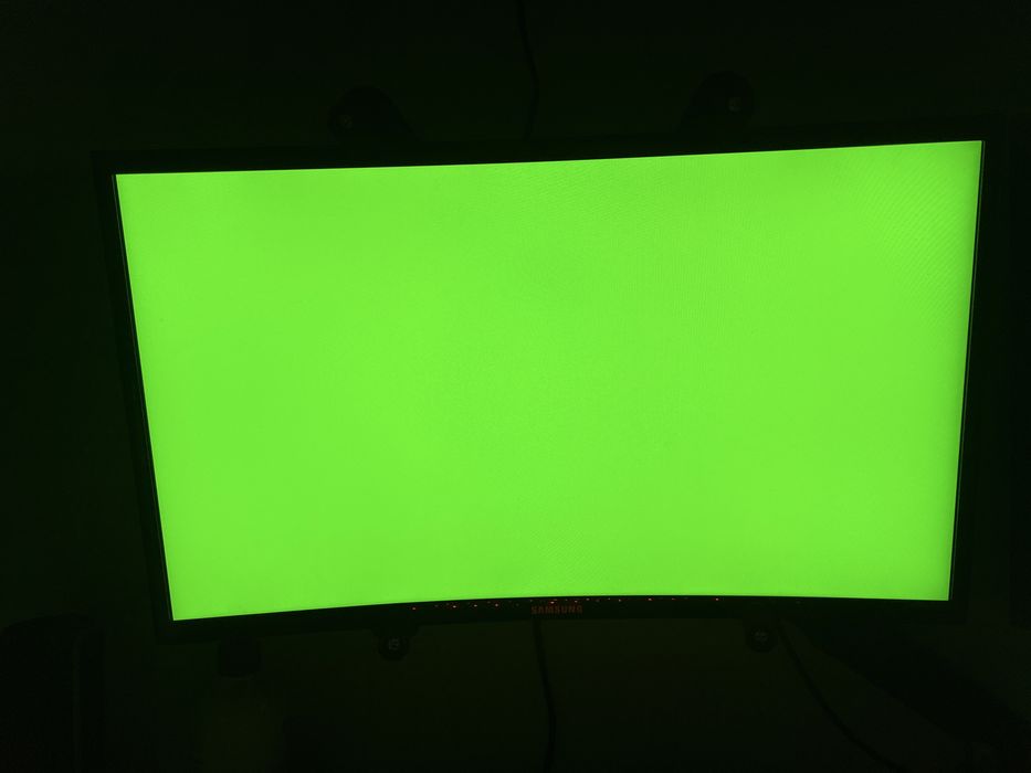 Monitor Gaming Curvo Samsung LC24RG5 | 23,5'' | 144 Hz | Full HD