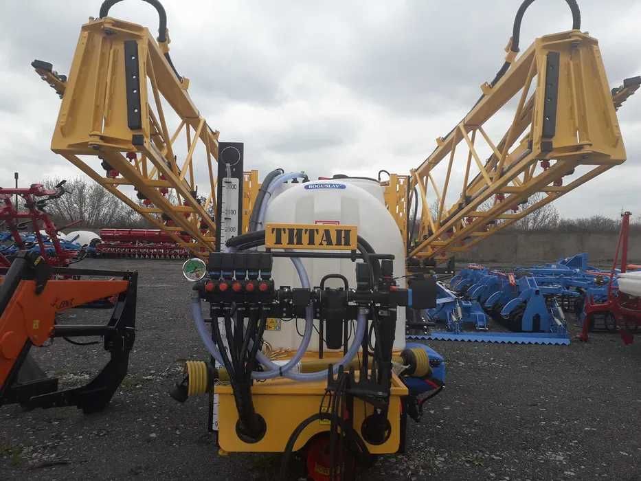 Опрыскиватели прицепные Богуслав ОПК 3000 22, 24 Кронос Титан
