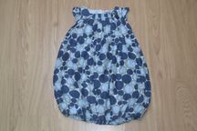 Ótimo vestido tipo balão, marca Tizzas, às bolinhas, menina 8 anos