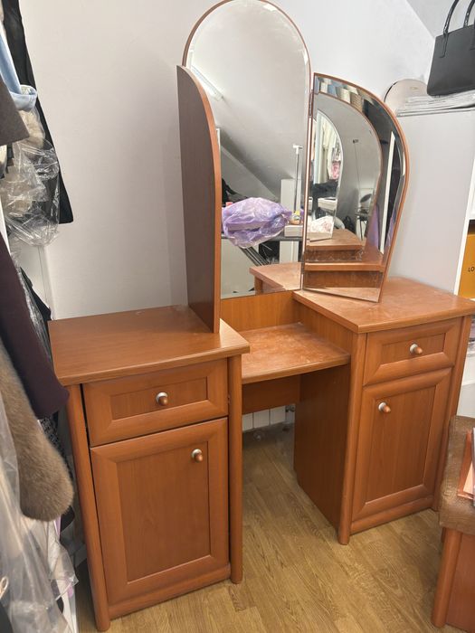 Toaletka komoda lustro