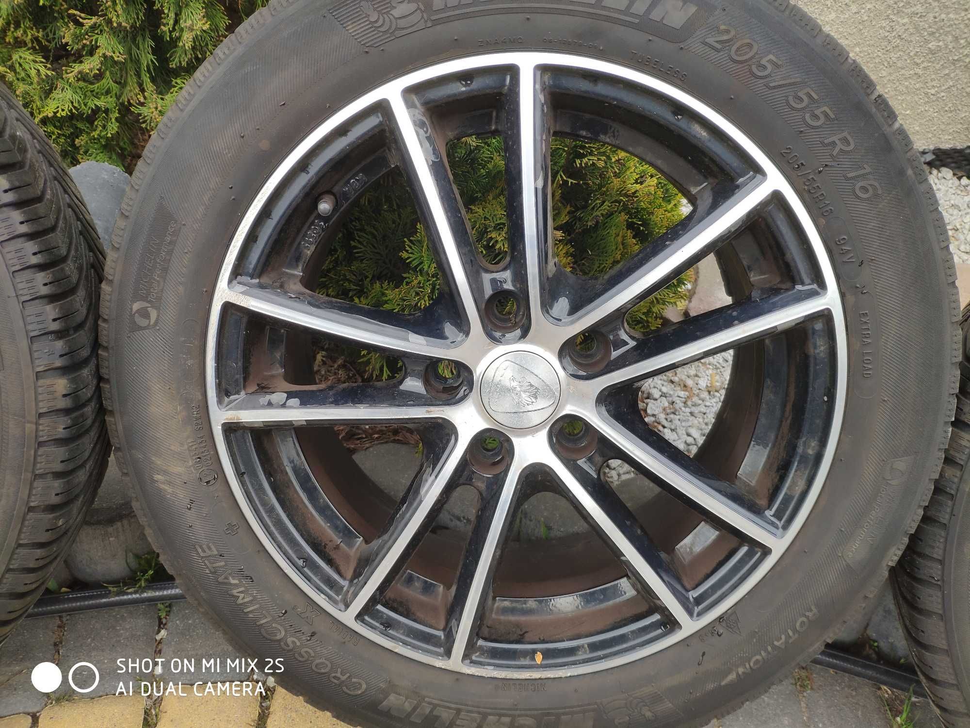 Opony Felgi Koła 205/55R16 Michelin 5x112 16 Aluminiowe całoroczne VW