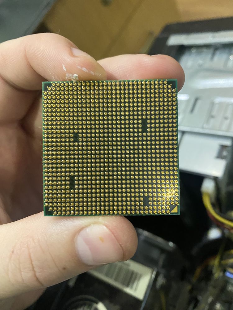 Процесор AMD Athlon II X3