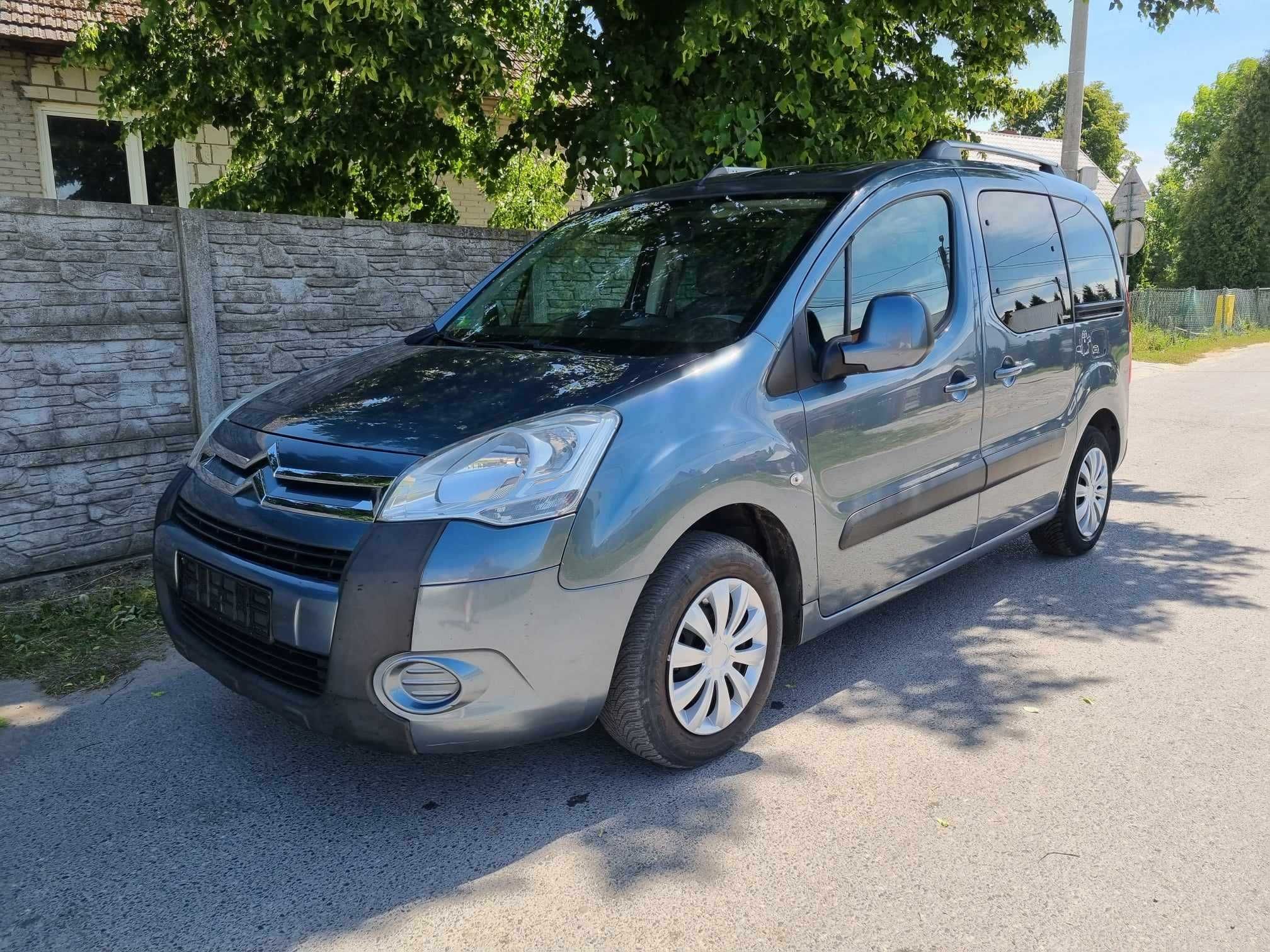 Citroen Berlingo  1.6  16V     180000 km     Panorama    jak Partner