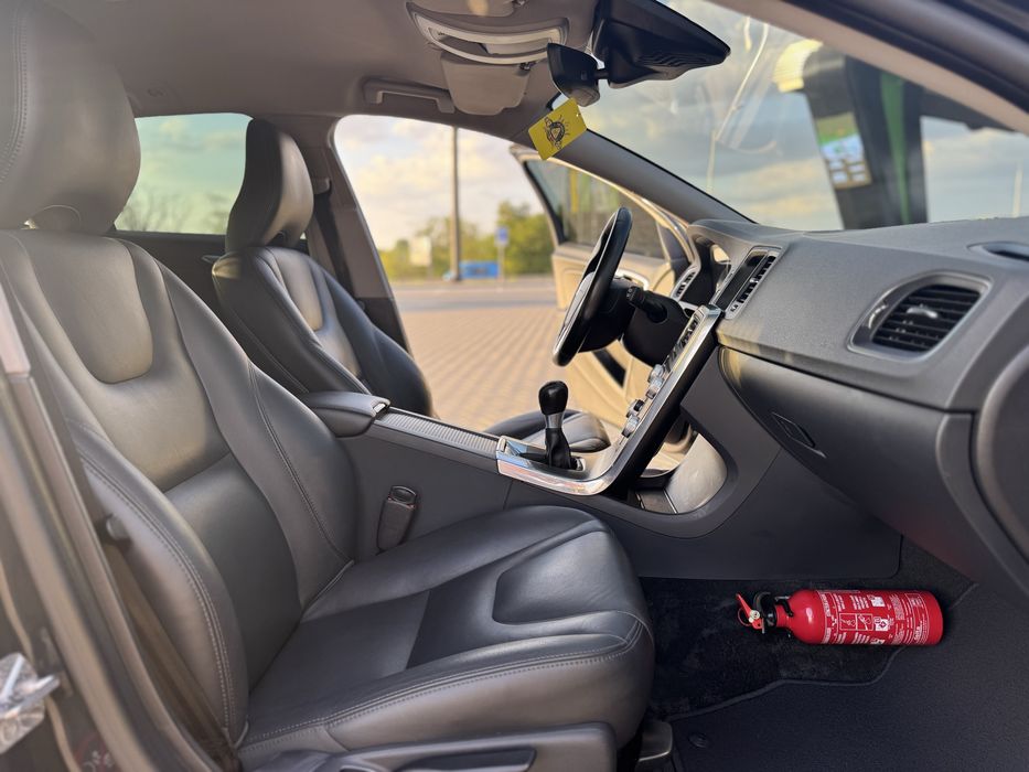 Продам Volvo V60