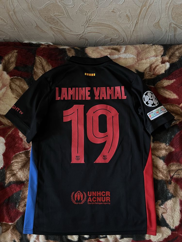 Barcelona Away Kit 24/25 Lamine Yamal