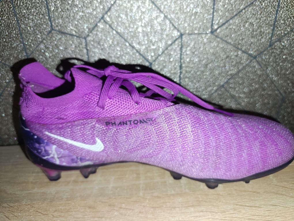 Детские бутсы Nike Phantom GX FG