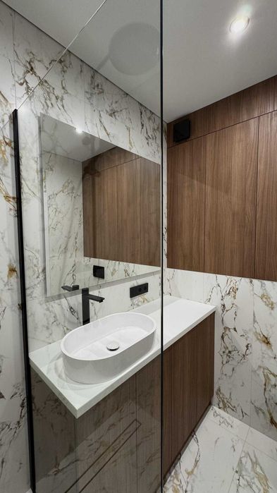 БЕЗ КОМІСІЇ!!! модна 1 кімнатна квартира з сучасним ремонтом. ЦЕНТР