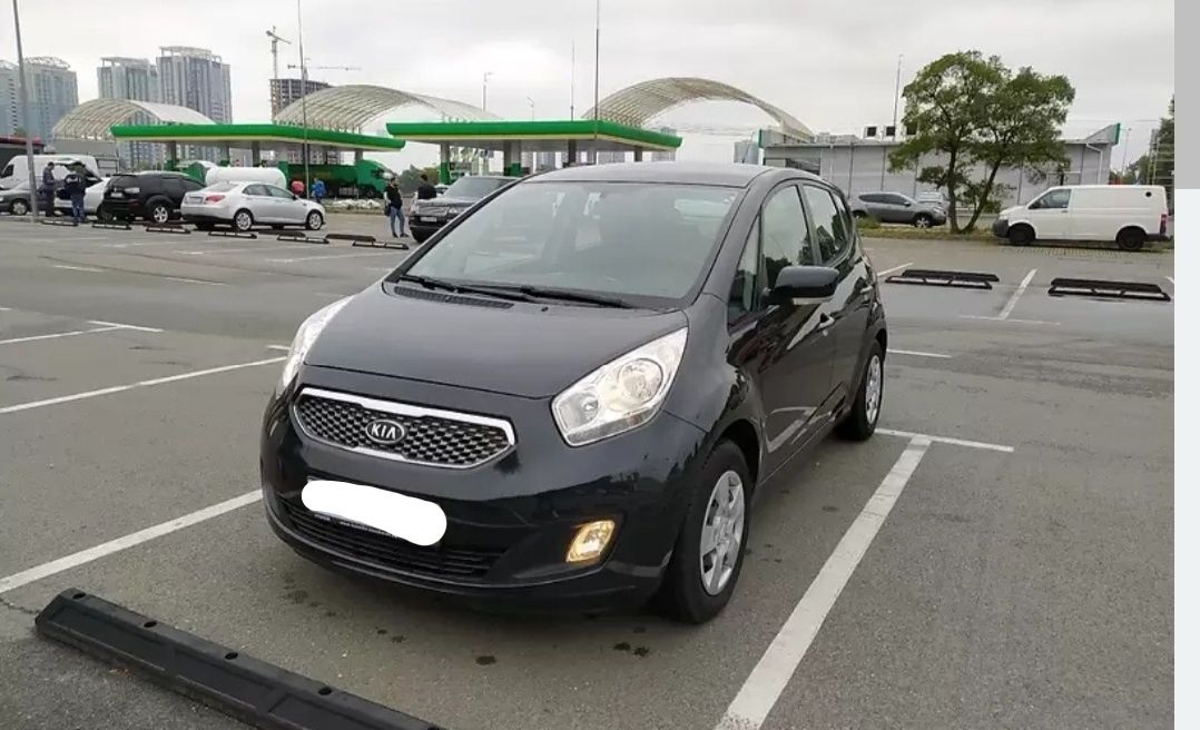 KIA Venga в хорошем состоянии, 1.4, МКПП, климат, макс. комплектация.