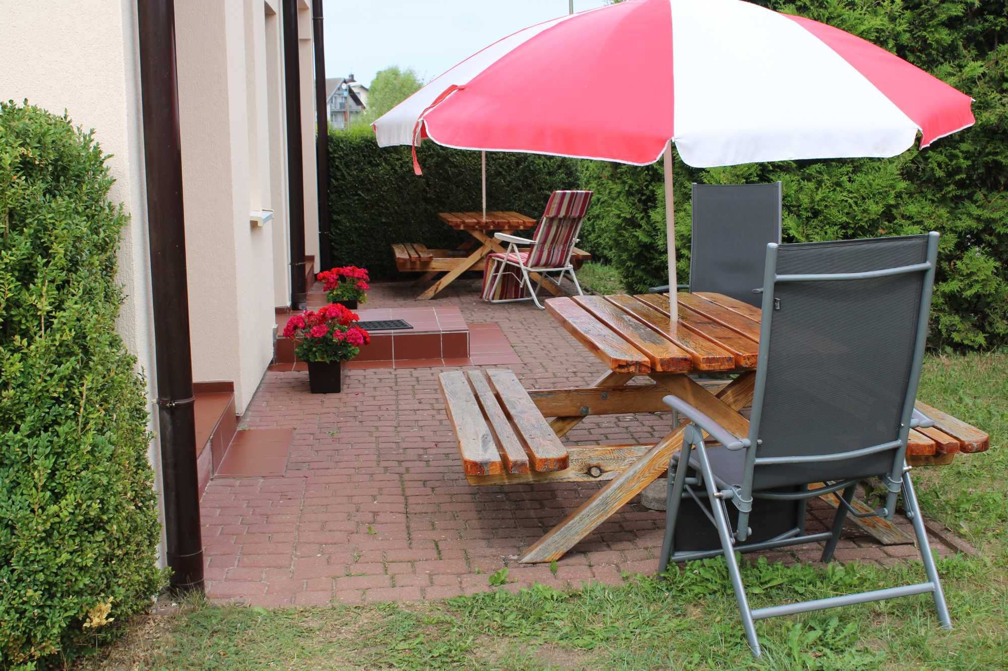 Noclegi Rewal, dwupokojowe z aneksem kuchennym