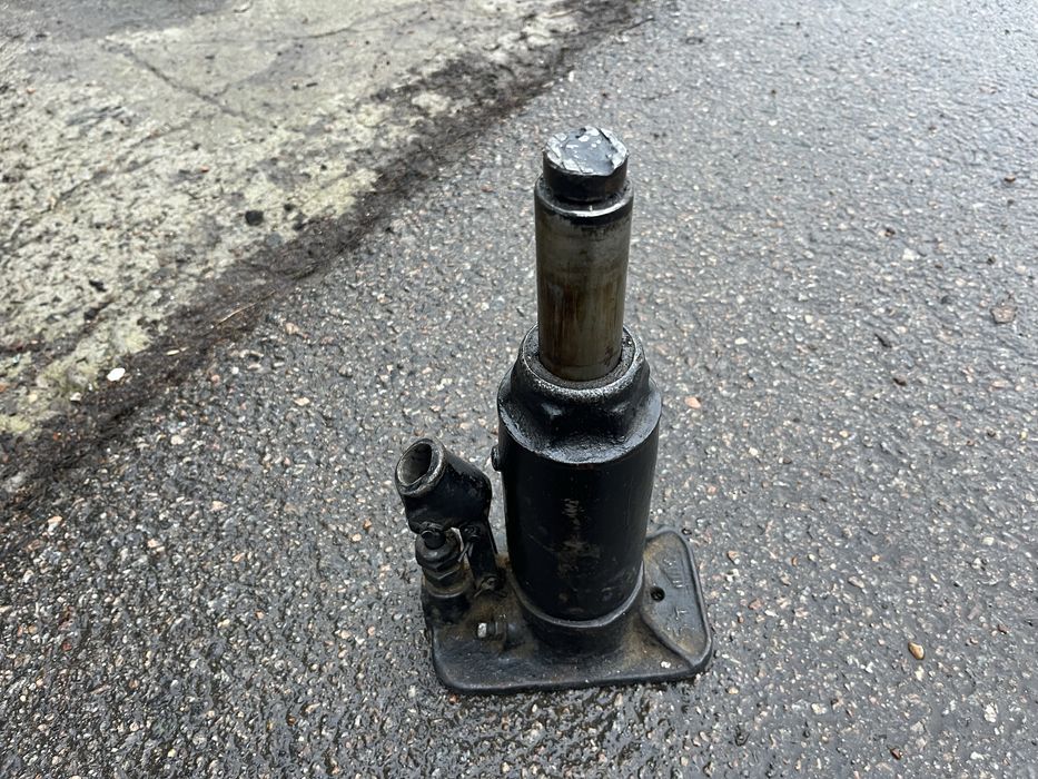 Домкрат Ключи Аварийный Срочно