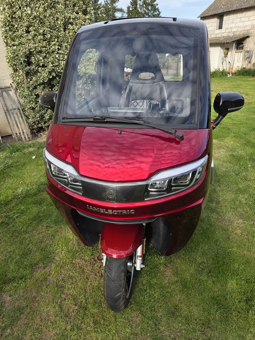 Motorower elektryczny zabudowany
