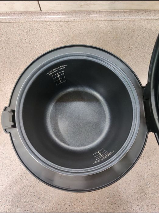 Мультіварка gorenje на 2 літри