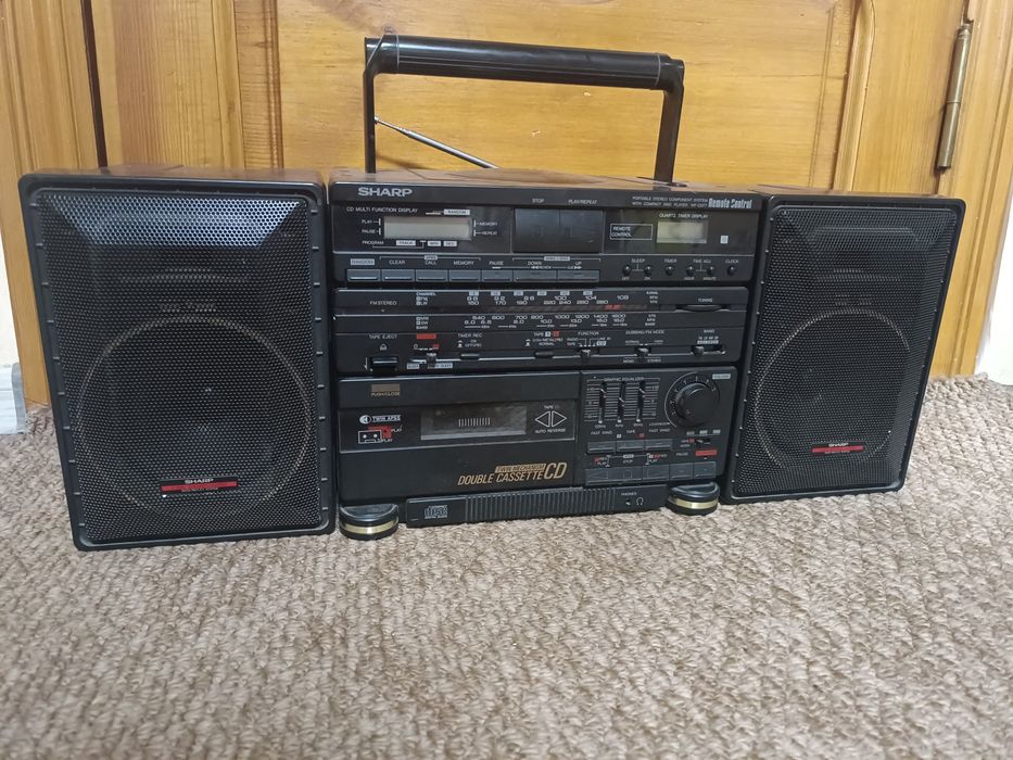 SHARP WF-CD 77 Магнитола Grundig