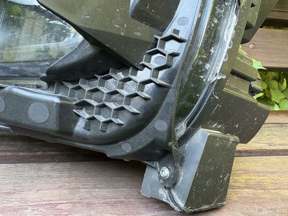 Фара jeep avenger