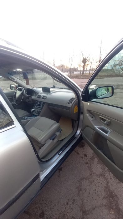 VOLVO XC90 2004 рік