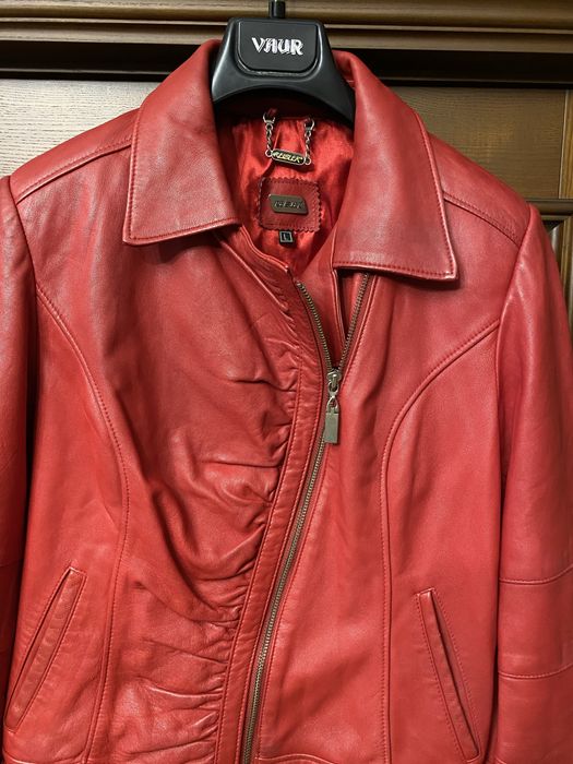 Продам кожанную курточку