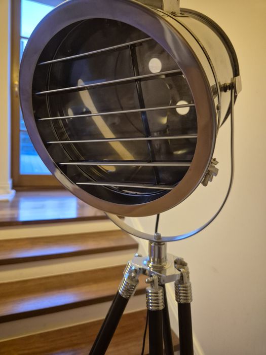 Lampa podłogowa Nevada Black