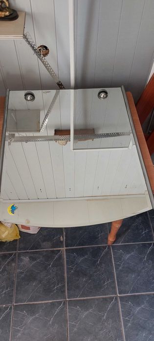 Дзеркало в ванну кімнату