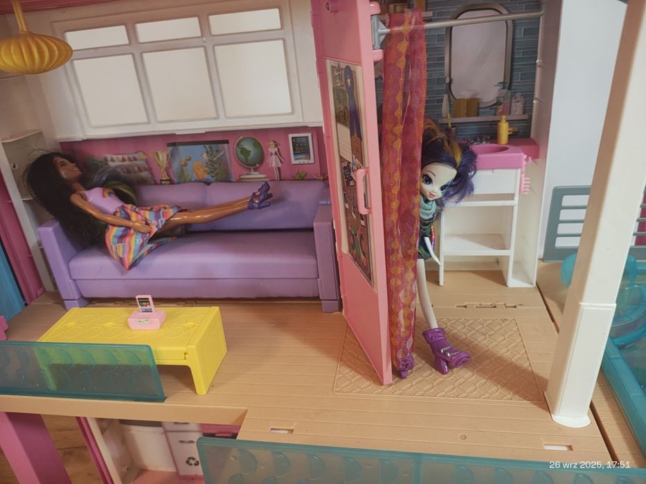 Barbie domek Dreamhouse mega zestaw w świetnej cenie.