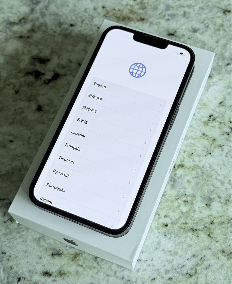 iPhone 14 128GB Czarny – Stan BDB – Etui + Kabel