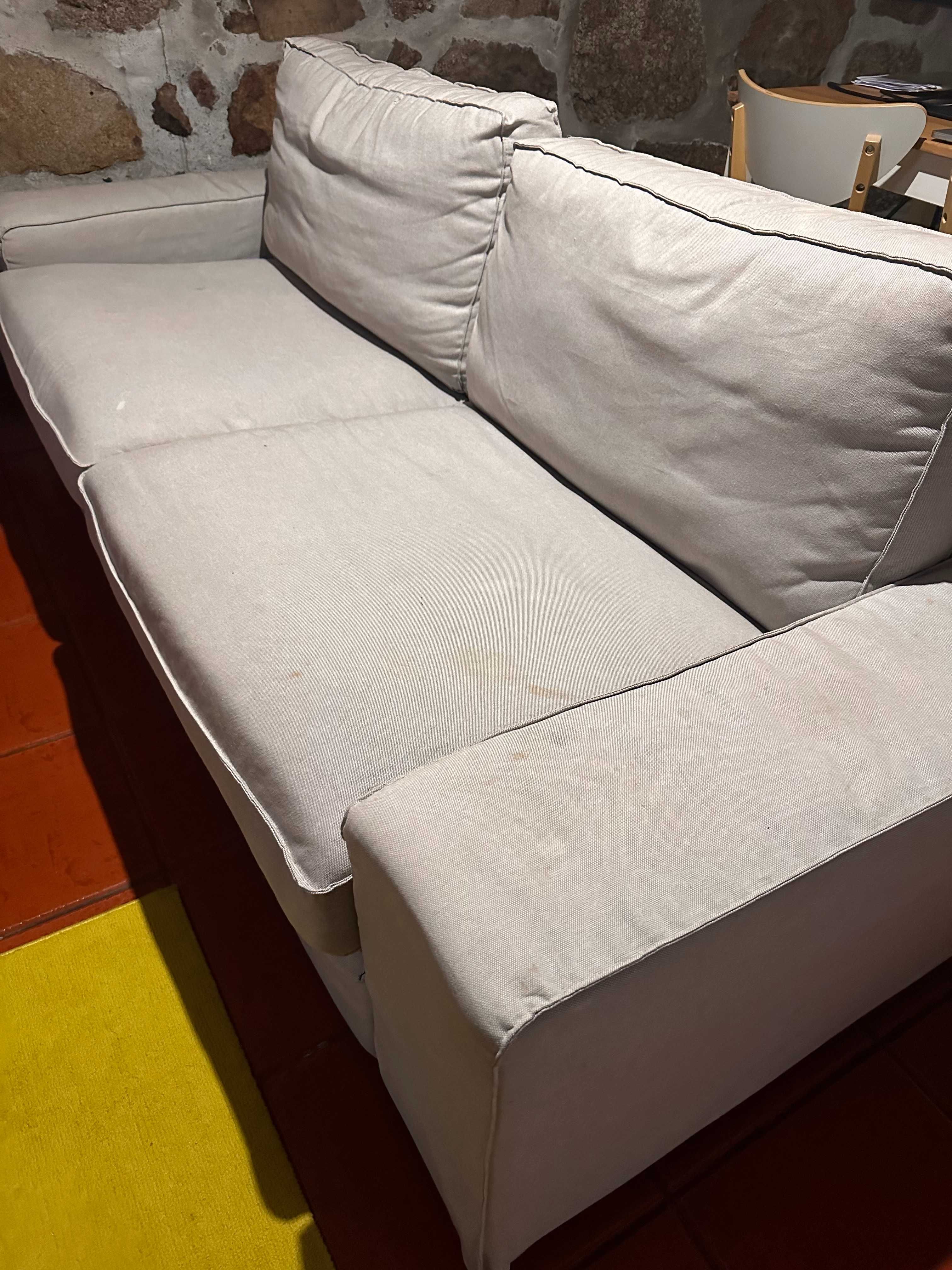 Vendo Sofá Super Confortavel
