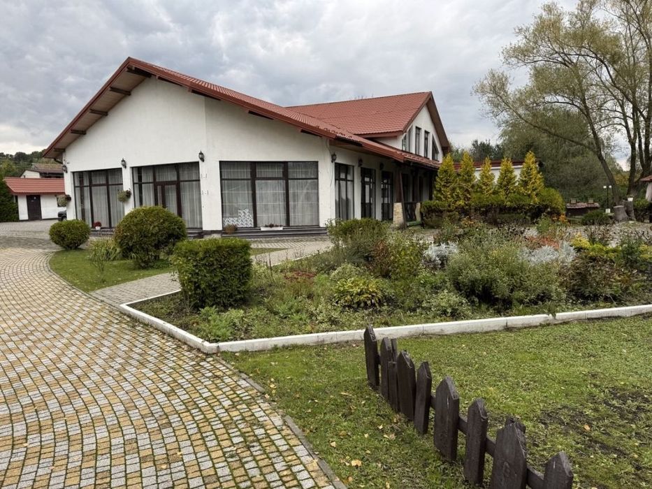 Продаж ресторанно_відпочинковий комплекс,,Пайташ''(Сяня) У с.Раковець