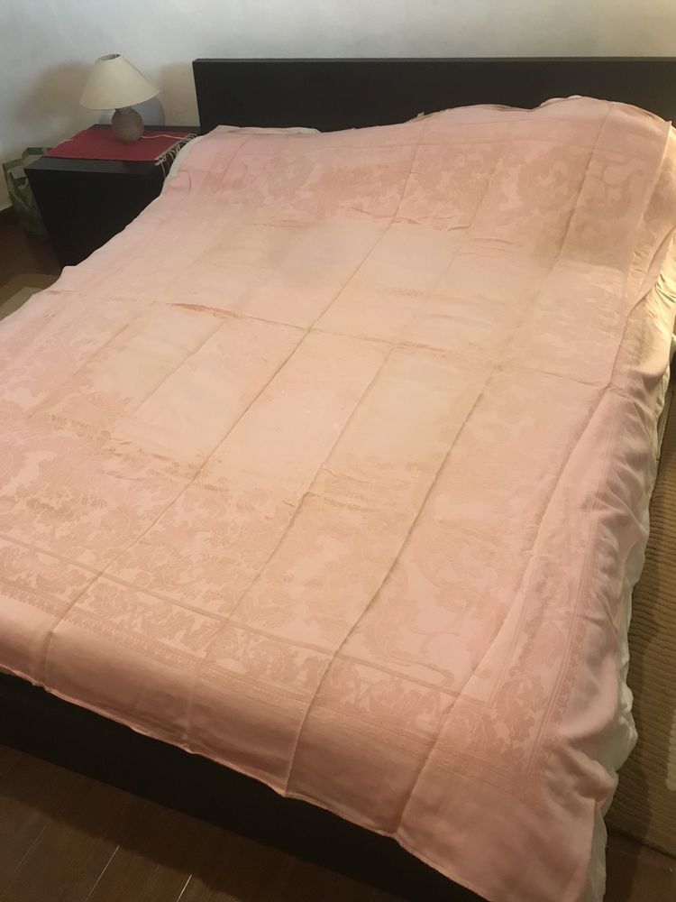 Colchas antigas cama desde €10 a unidade em muito bom estado