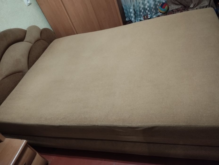 Продам ліжко в гарному стані